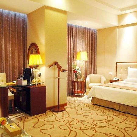 Nanchang Galactic Peace International Hotel Екстер'єр фото