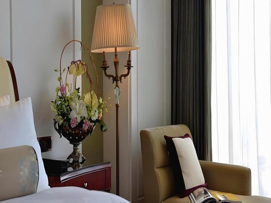 Nanchang Galactic Peace International Hotel Екстер'єр фото