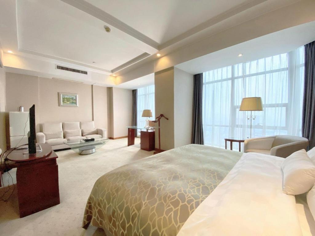 Nanchang Galactic Peace International Hotel Екстер'єр фото
