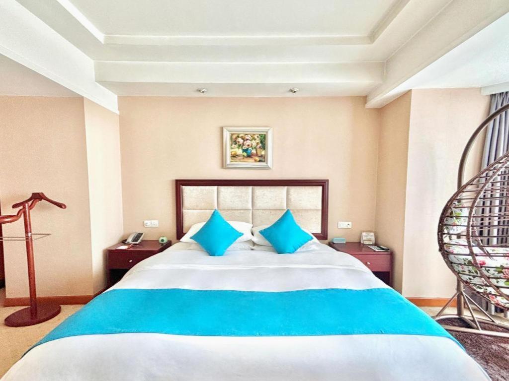 Nanchang Galactic Peace International Hotel Екстер'єр фото