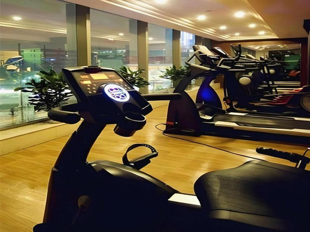 Nanchang Galactic Peace International Hotel Екстер'єр фото